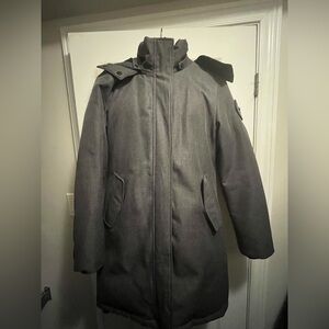 Women’s Toboggan down Jacket, size XS